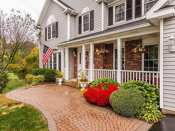 2nd image of 52 Barkwood Ln