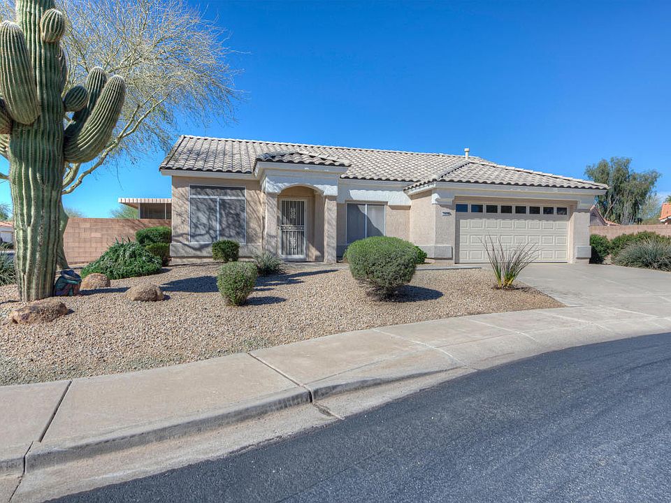 1st image of 13658 W Ravenswood Dr