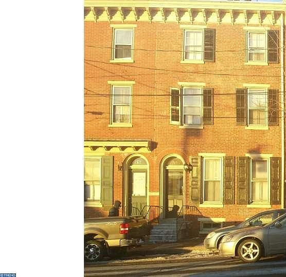 1st image of 513 W 4th St