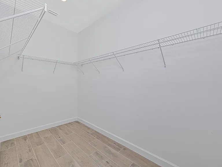 20492 Verawood Loop — Photo 16