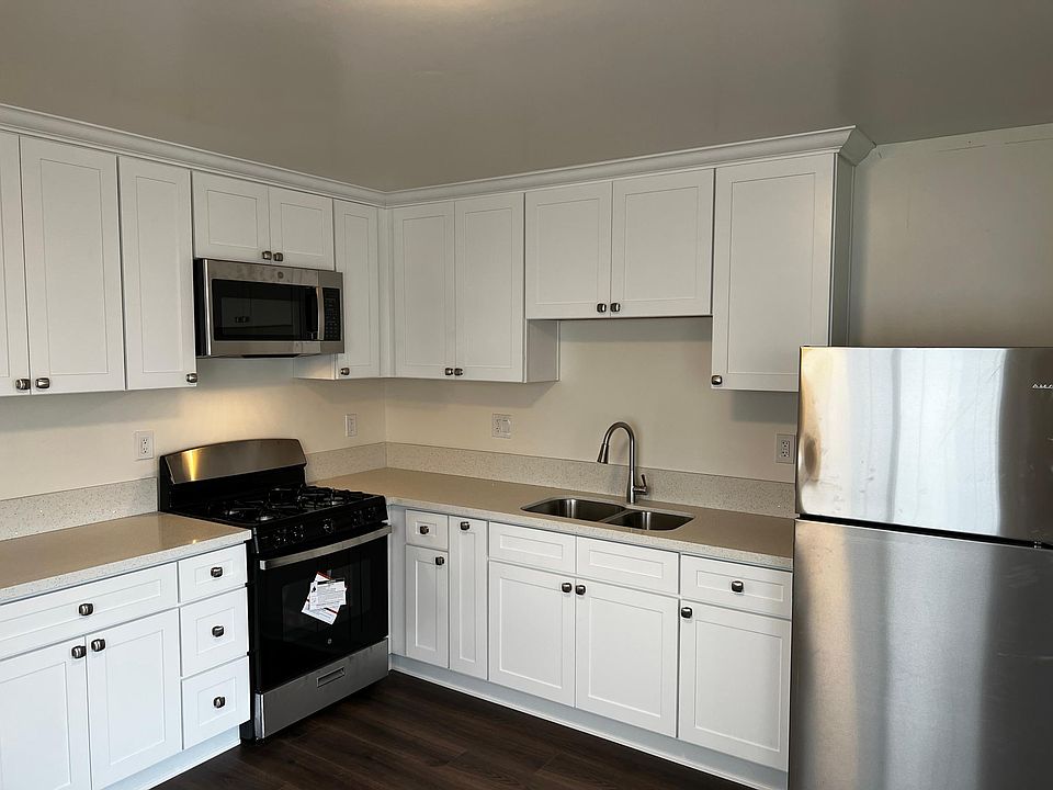1st image of 16907 Brighton Ave #A