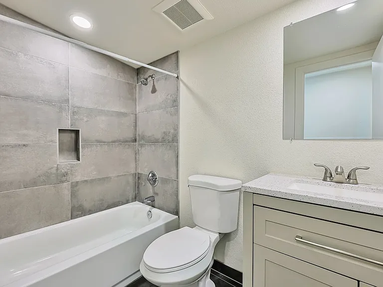 727 E Vista Del Cerro Dr — Photo 16