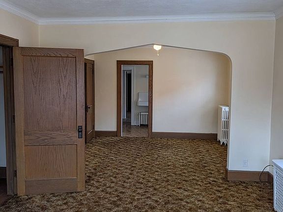 4th image of 2306 Melrose St #2N