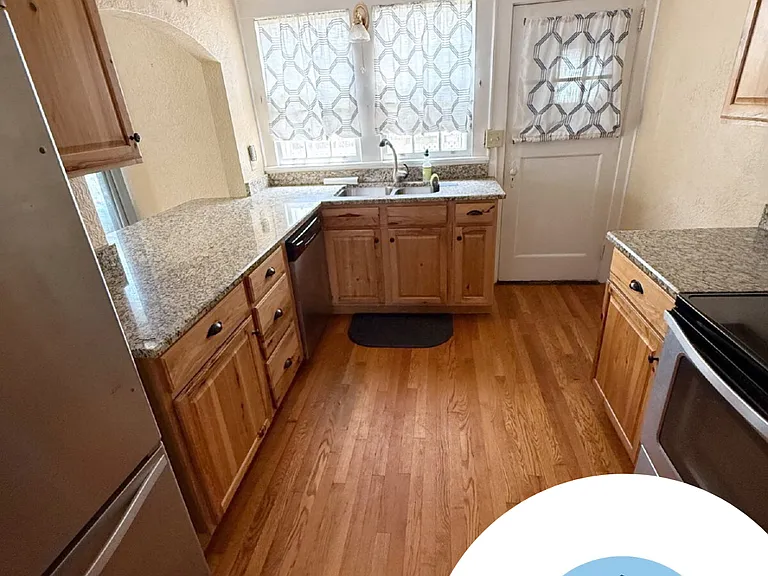 129 Hazelwood Ave — Photo 7