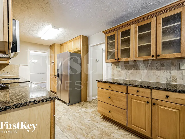 5659 Fern Creek Dr — Photo 10