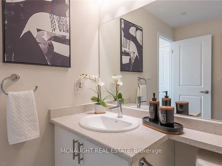 340 Florence Dr #305 — Photo 12