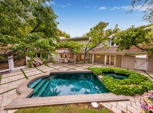 1290 Sunset Plaza Dr, Los Angeles, CA 90069