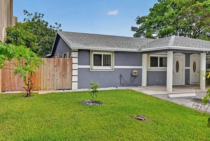 3 bed, 2388 sqft, $3,075 — Photo 1