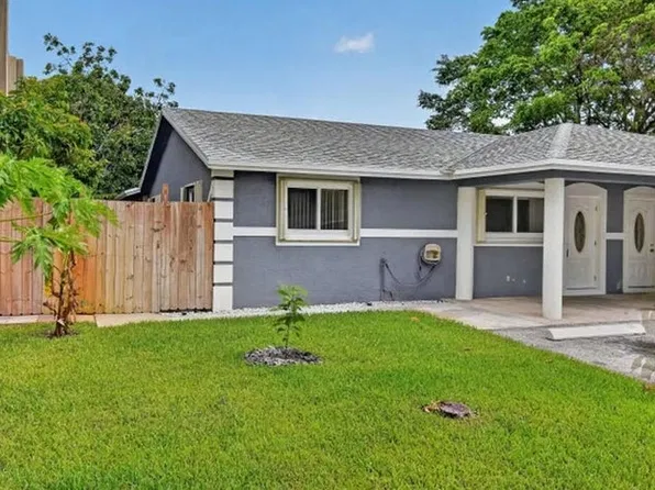 1615 Shirley Ct, Lake Worth, FL 33462