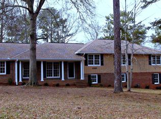 1090 Clairmont Pl, Macon, GA 31204