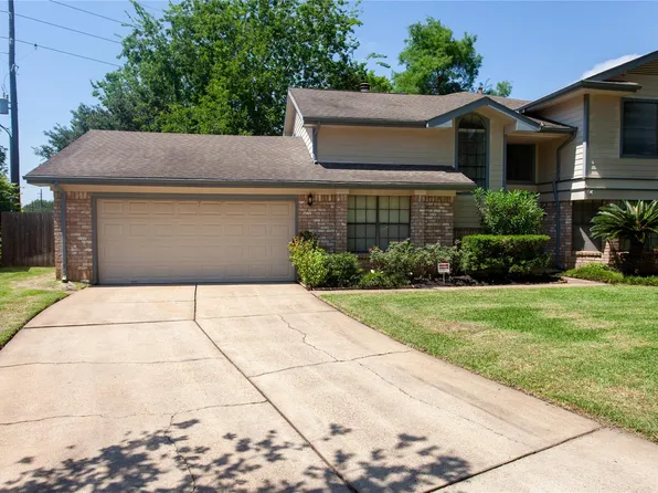 2019 Braesmeadow Ln, Sugar Land, TX 77479