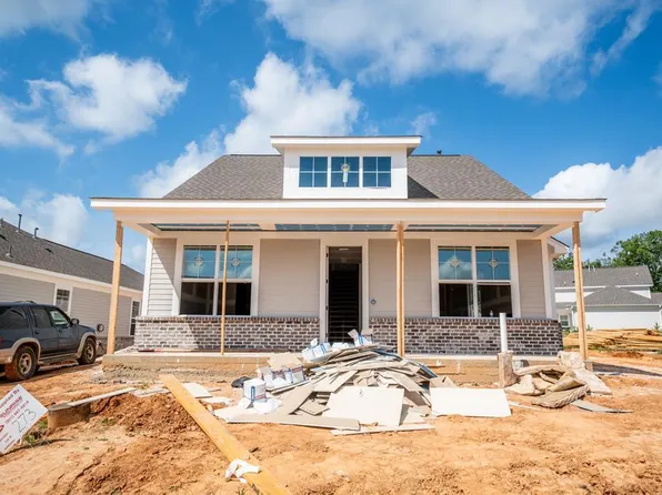 1004 Nuttall Oak Dr, Oxford, MS 38655