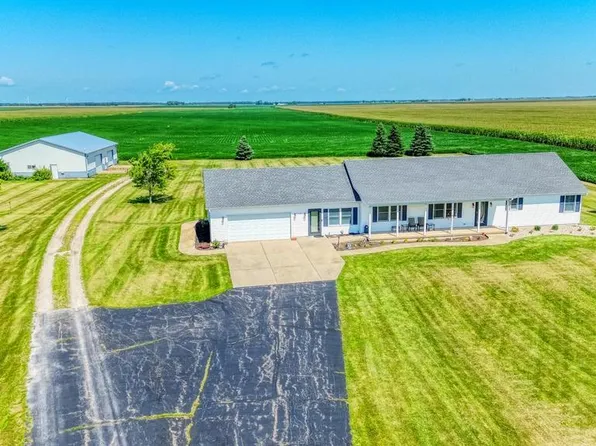 1700 W Scully Rd, Dwight, IL 60420