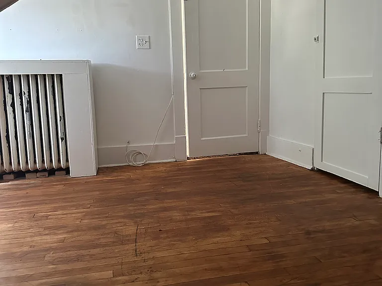 239 Ashland Ave #2 — Photo 14