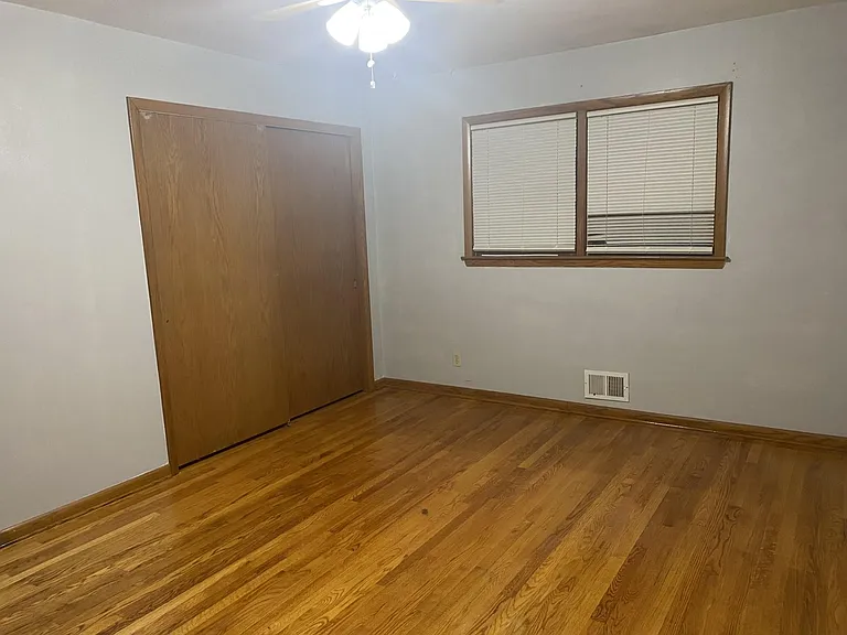 1207 Eastview Rd — Photo 24