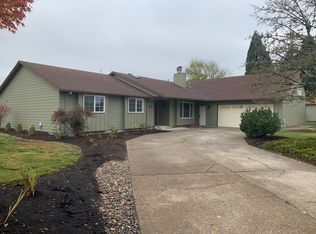 832 Stinson St, Independence, OR 97351