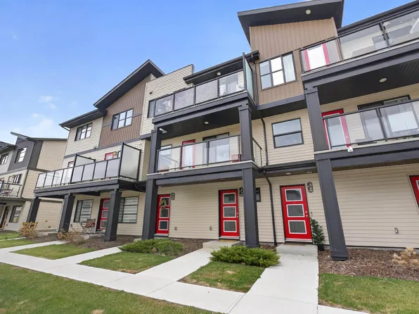 1203 163rd St SW #45, Edmonton, AB T6W 3X1