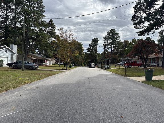 5th image of 2611 Sedgefield Dr