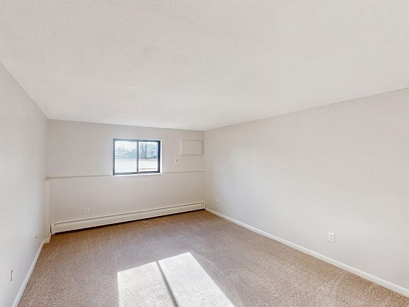 5th image of 87-89 Lake St #87-1