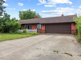 43995 Middle Ridge Rd, Lorain, OH 44053
