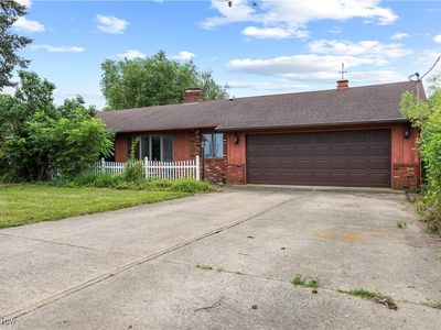 43995 Middle Ridge Rd, Lorain, OH, 44053