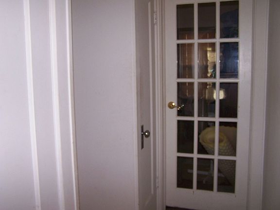 5th image of 3026 35th Ave S