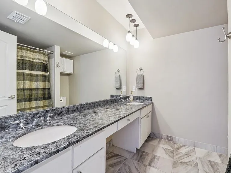 6851 Roswell Rd #F1 — Photo 19