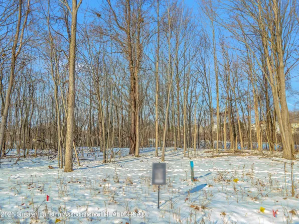 3726 Crane Cir, Okemos, MI 48864