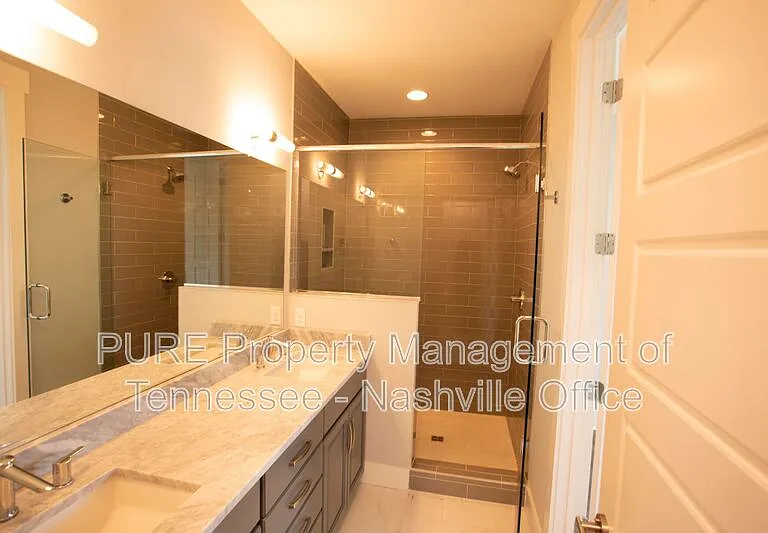 214 Lucile St — Photo 21