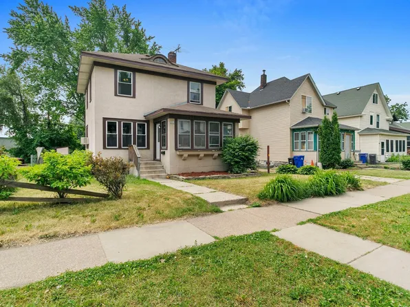 422 Michigan St, Saint Paul, MN 55102