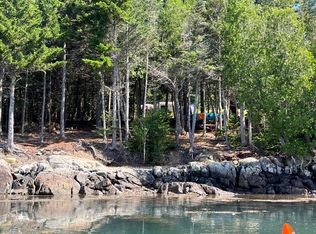 4 Ledge Ln, Lubec, ME 04652