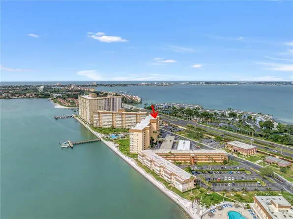 5108 Brittany Dr S APT 302, Saint Petersburg, FL 33715