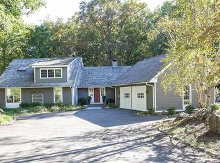 11 Kettle Creek Rd, Weston, CT 06883