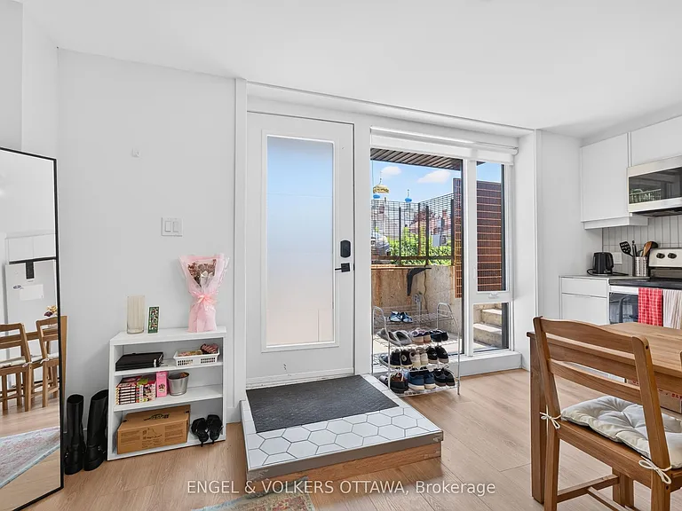 117 Carruthers Ave #D — Photo 12