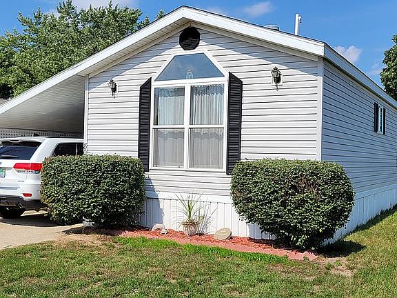 2nd image of 80 Dogwood Ct