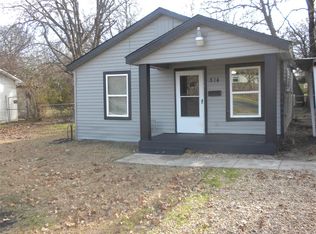 514 W 6th St, Lancaster, TX 75146