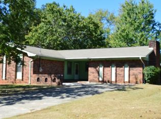 122 Scarborough Rd, Centerville, GA 31028