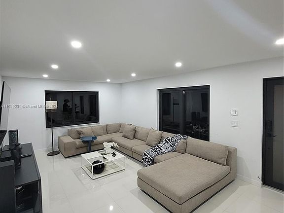2nd image of 2415 W 67th Pl #11-8