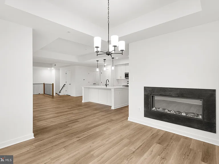 1631 Blacksmith Way #214-B — Photo 18