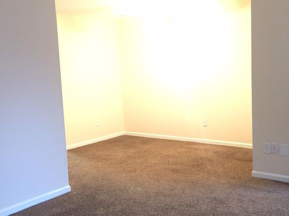 2nd image of 1613 Flanigan Ct APT D