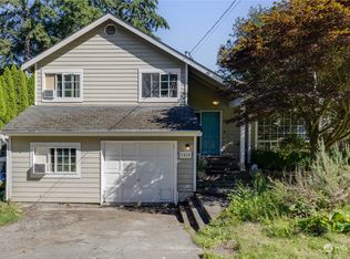 1415 Abbey Ln, Camano Island, WA
