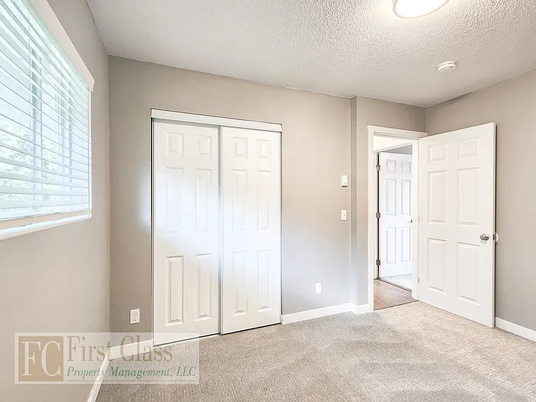 Westview Terrace — Photo 16
