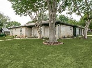 600 Womack Ct, Hurst, TX 76054