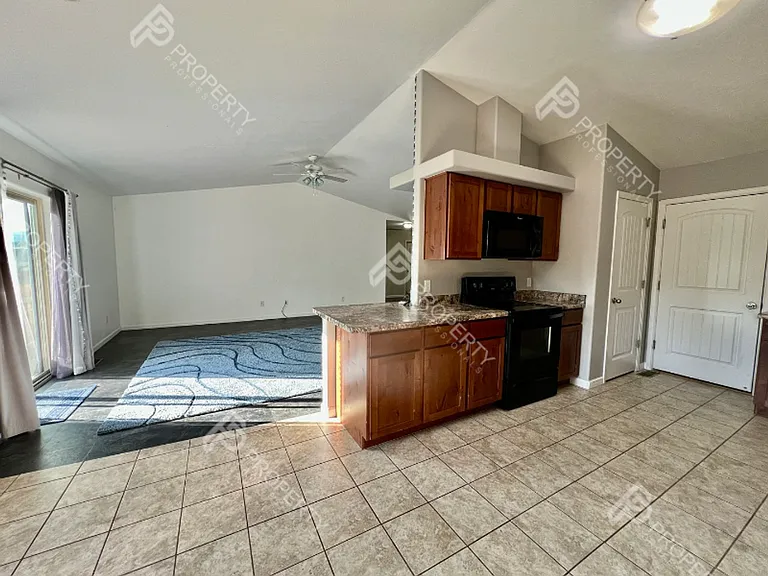 358 Grullo Ln — Photo 8