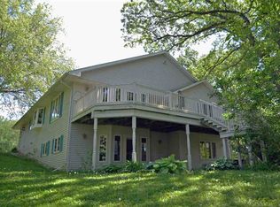 2711 Nicolet Dr, Green Bay, WI 54311