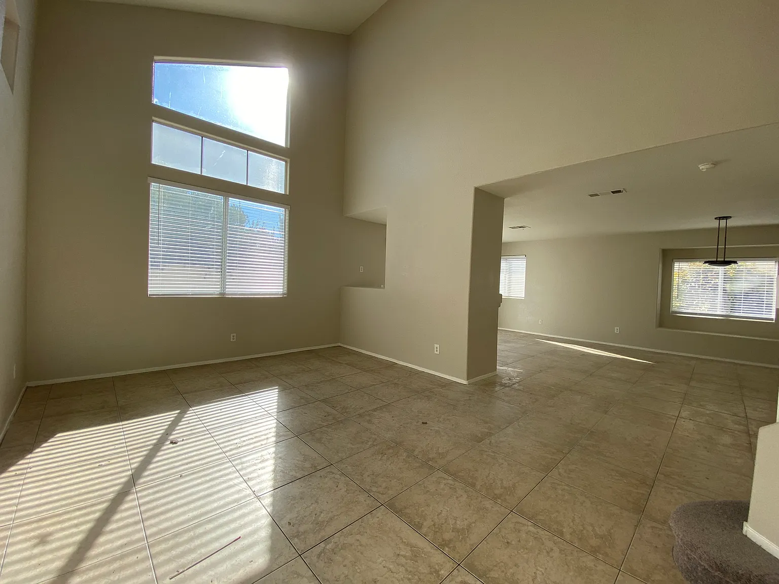 3 bed, 1633 sqft, $2,150 — Photo 3