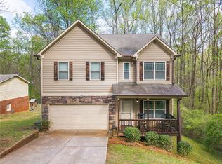 156 Jousters Ln, Lawrenceville, GA 30044