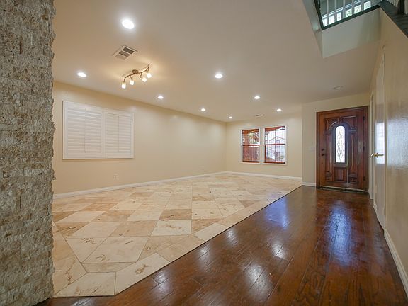 4th image of 3476 Hawthorne Dr