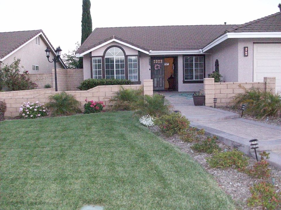 2nd image of 2763 W Montecito Dr