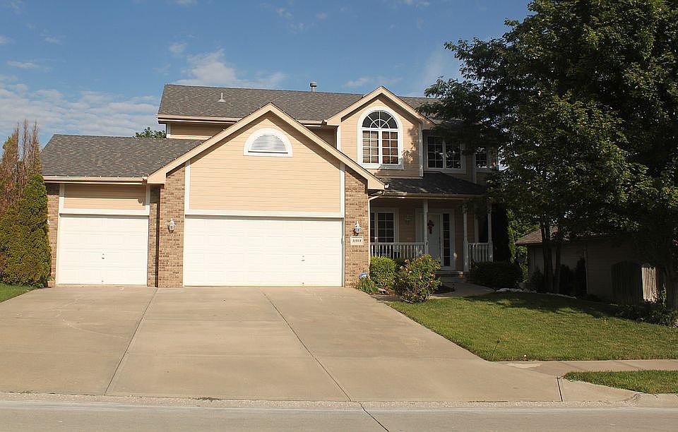 1st image of 11908 S 51st St